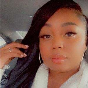 Meet your Posher, Ciera